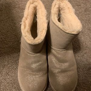 Bear Paw women’s 11 short boot